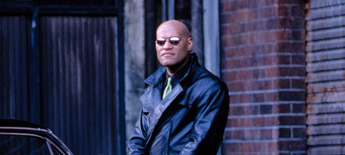 Laurence Fishburne não sabe o porquê ficou fora de Matrix 4