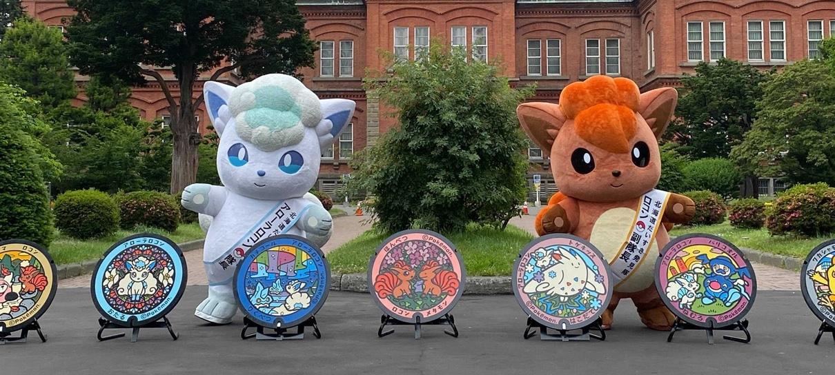 Tampas de bueiro são decoradas com Pokémon no Japão