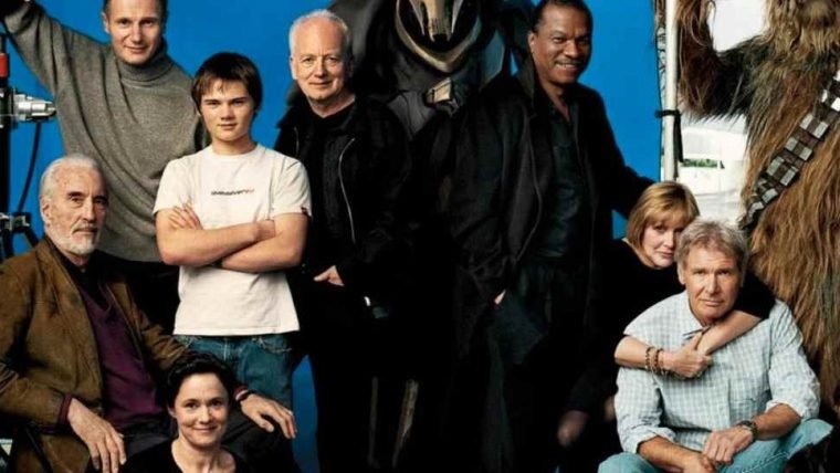 Mark Hamill foi inserido digitalmente em foto icônica do reencontro de Star Wars