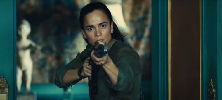 Alice Braga como Sol Soria (Divulgação/DC Comics)