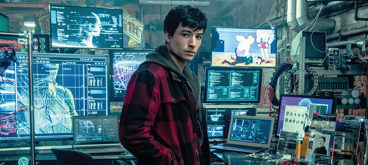 Foto do set de The Flash revela que Barry Allen é fã do live-action de Scooby-Doo