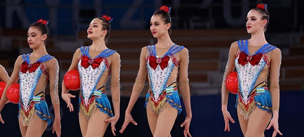 Atletas se apresentam com roupas e música tema de Sailor Moon nas Olimpíadas