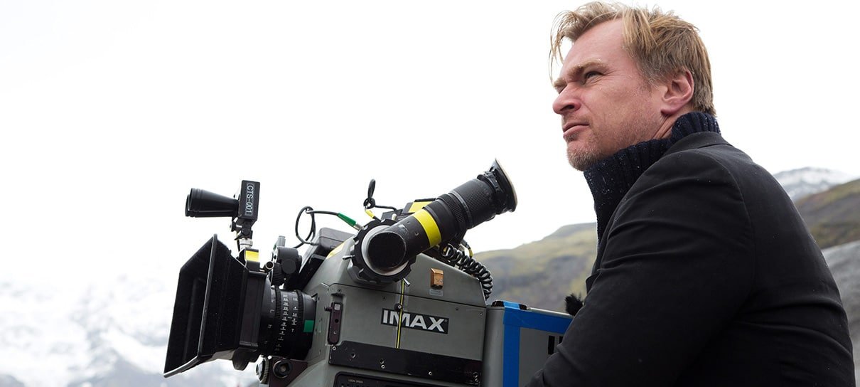 Christopher Nolan fecha acordo com a Universal para fazer seu novo filme