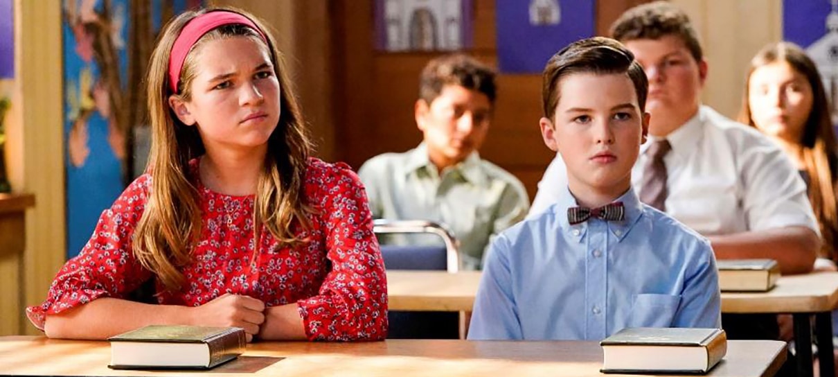 Quinta temporada de Young Sheldon estreia na Warner Channel neste mês