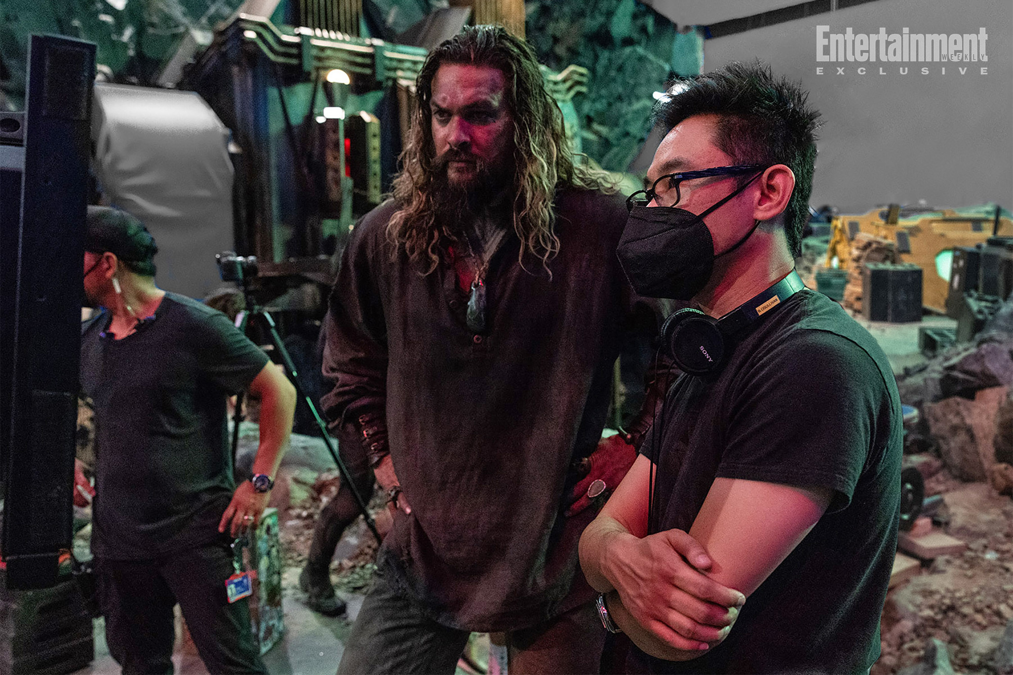 AQM-10021cr
(L-r) JASON MOMOA and Director/Producer/Writer JAMES WAN on the set of Warner Bros. Pictures’ action adventure “Aquaman and the Lost Kingdom,” a Warner Bros. Pictures release.
Photo by Christian Black/ ™ &amp; © DC Comics