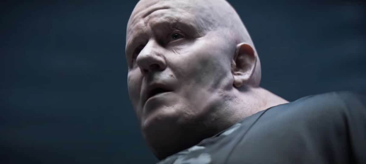 Vídeo de bastidores de Duna mostra como visual do Barão Harkonnen foi criado