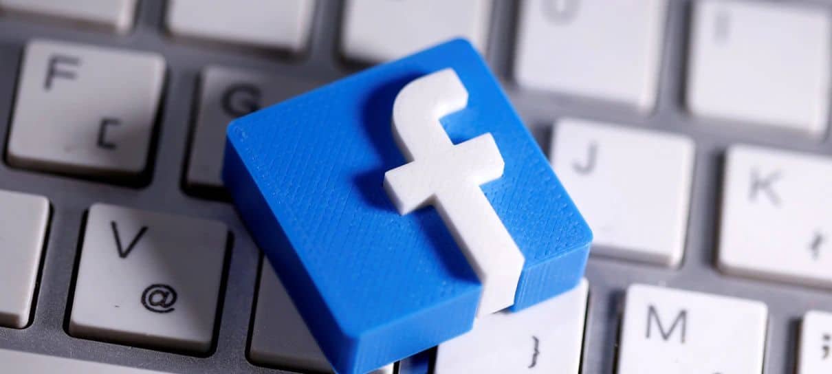 Facebook emite declaração sobre queda dos serviços e pede desculpas