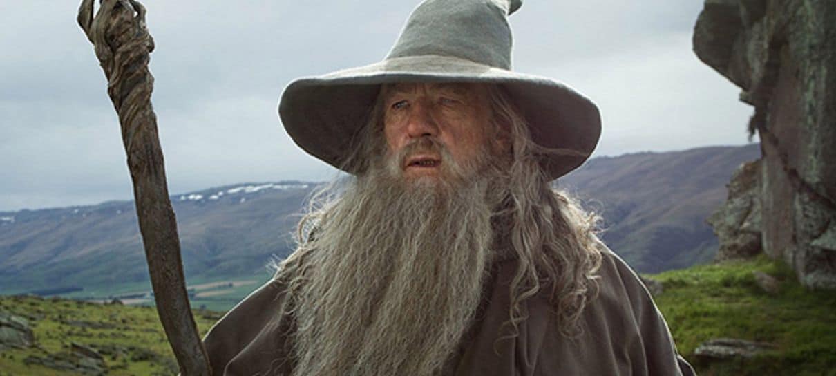 Warner trabalha em jogo de luta com Gandalf, Batman e mais personagens, diz rumor