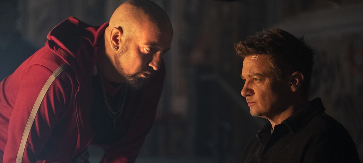 Marvel revela pôster de Gavião Arqueiro com os vilões da Gangue do Agasalho