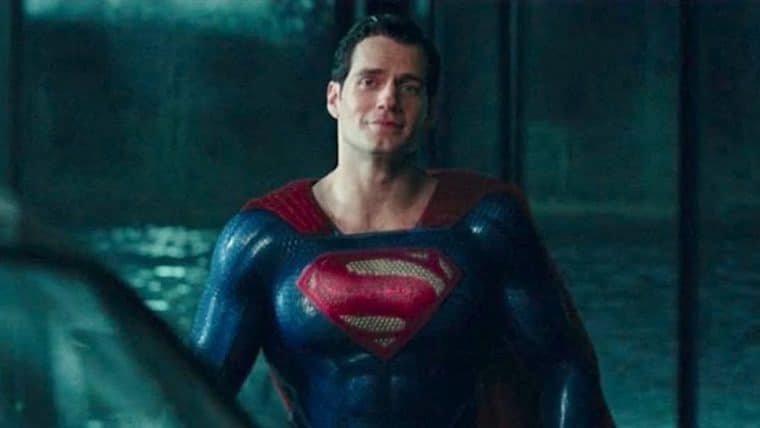 Henry Cavill diz que voltaria como Superman e celebra projeto com versão negra do herói