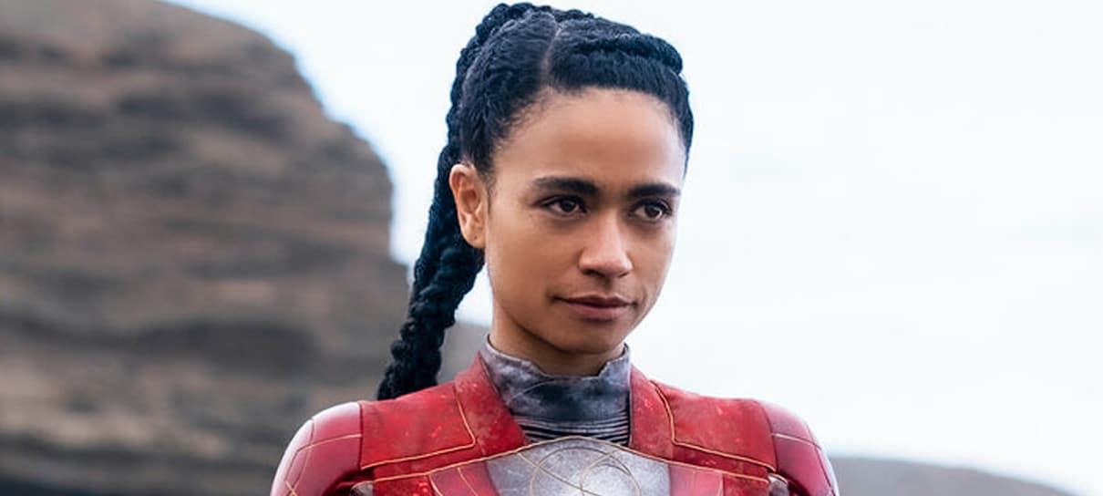 Lauren Ridloff, de Eternos, fala sobre disputa de velocidade entre Makkari e Flash