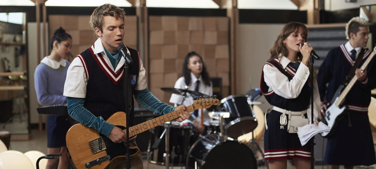 Teaser da nova versão de Rebelde mostra Batalha das Bandas