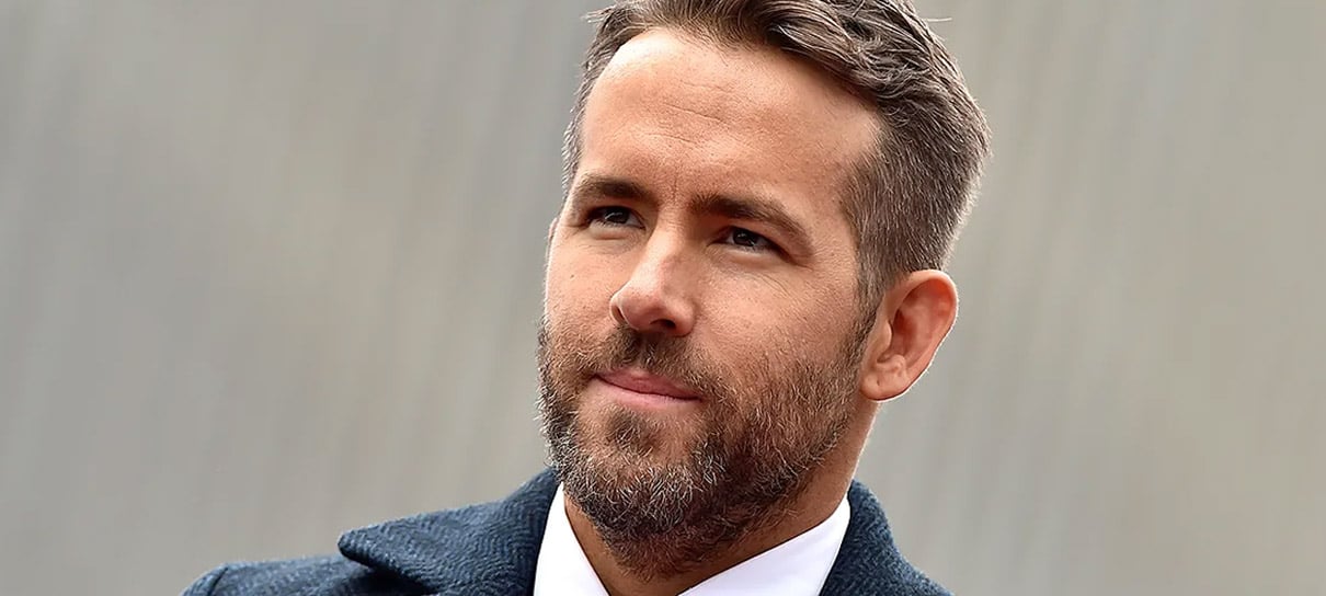 Ryan Reynolds recebe prêmio do governo canadense