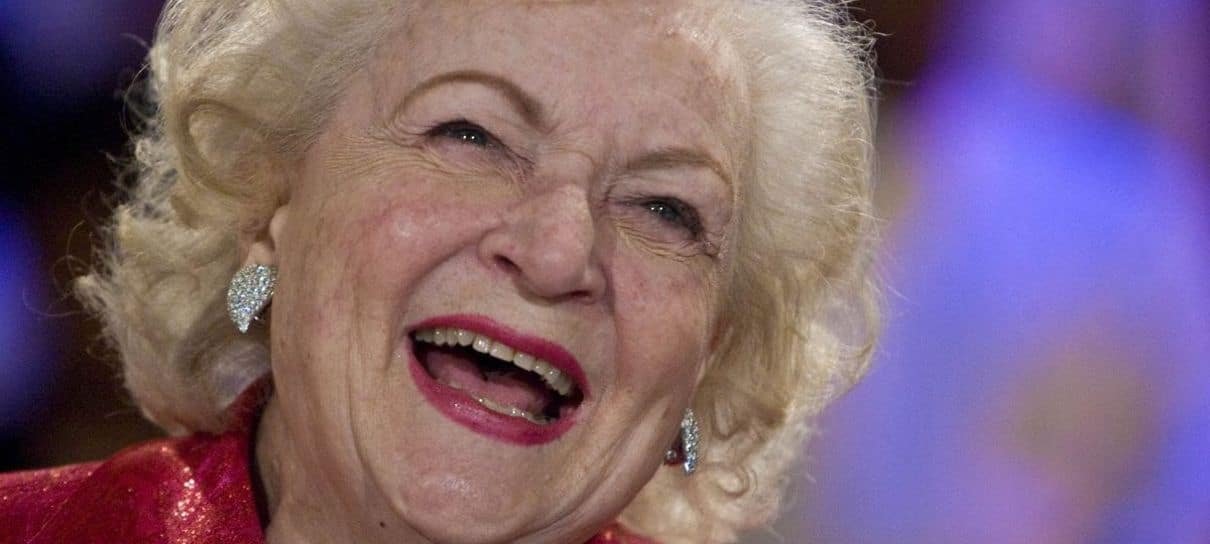 Atriz e comediante Betty White morre aos 99 anos