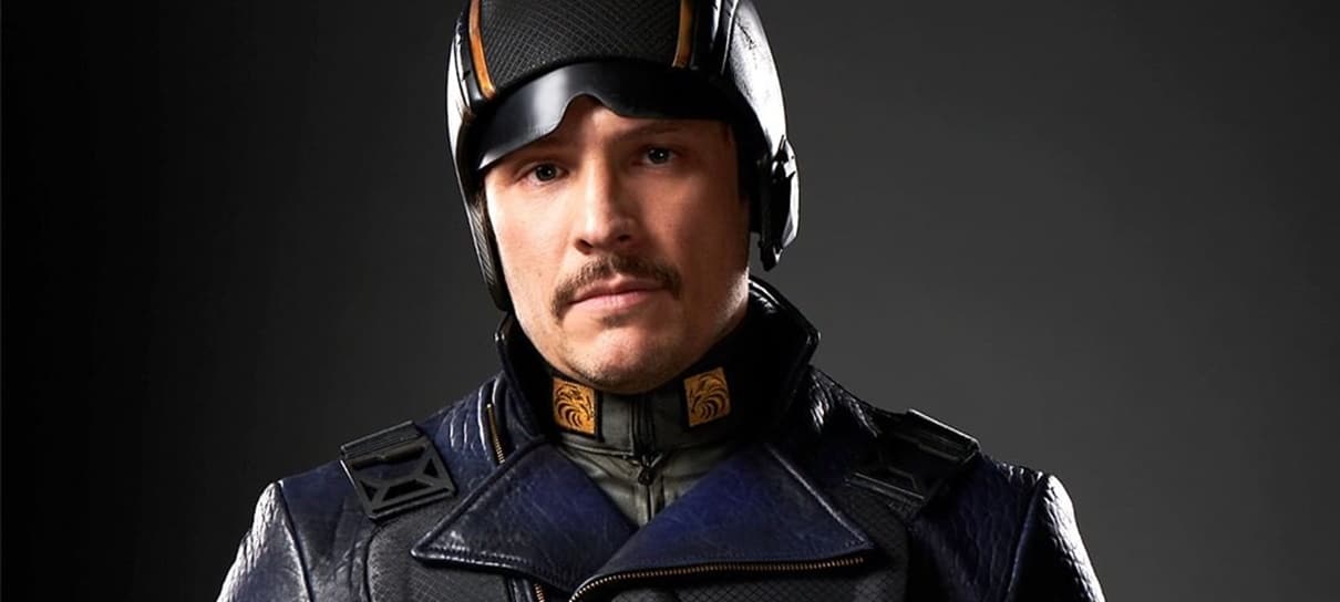 Imagem da 3ª temporada de The Boys destaca visual de Blue Hawk