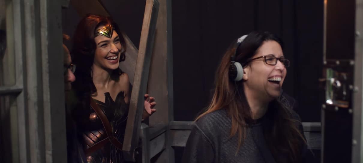Patty Jenkins deixa direção do filme da Cleópatra com Gal Gadot, diz site