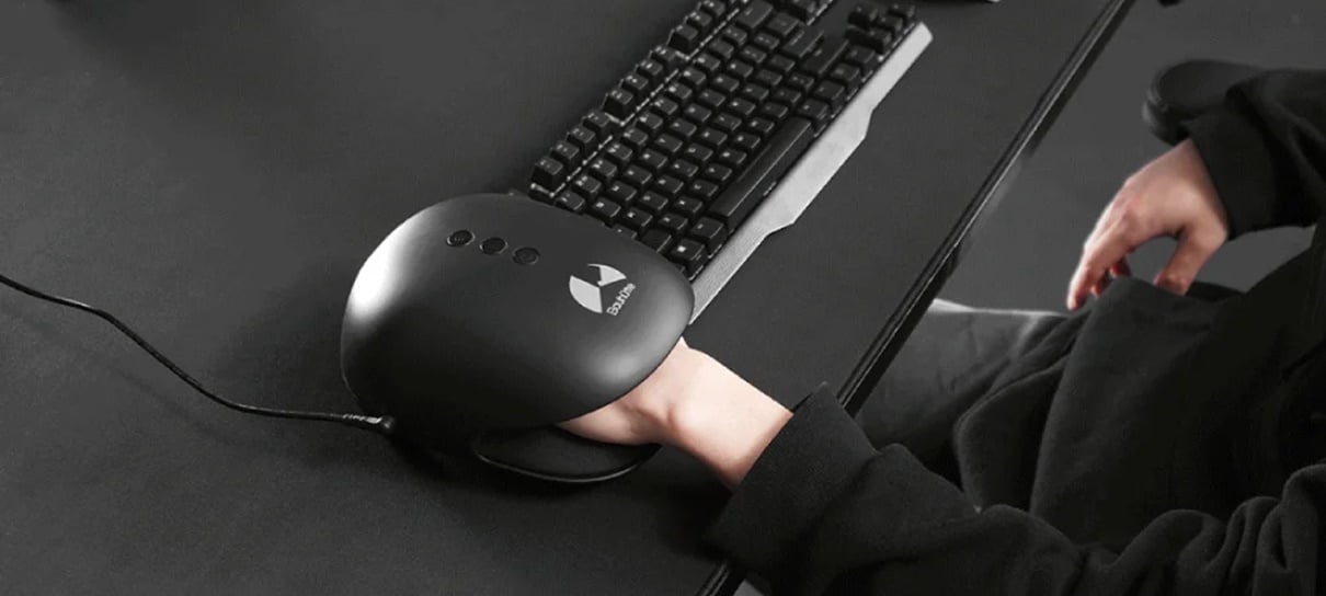 Empresa japonesa anuncia massageador de mãos para gamers