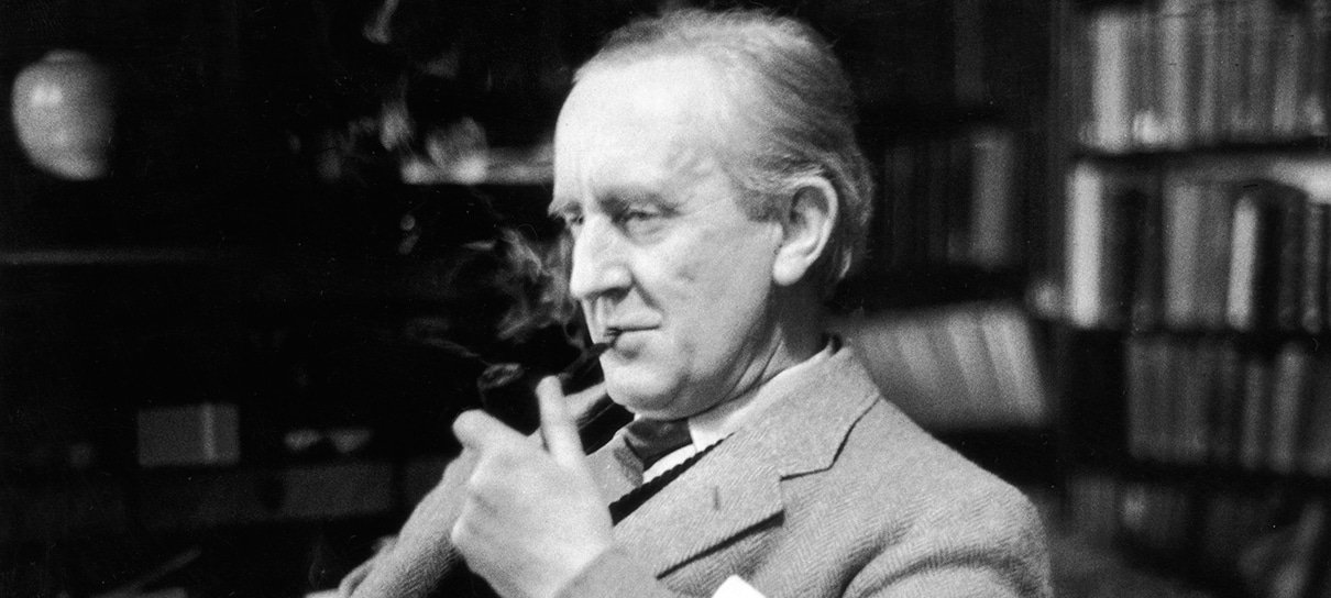 Quem foi J.R.R. Tolkien, o criador de O Senhor dos Anéis