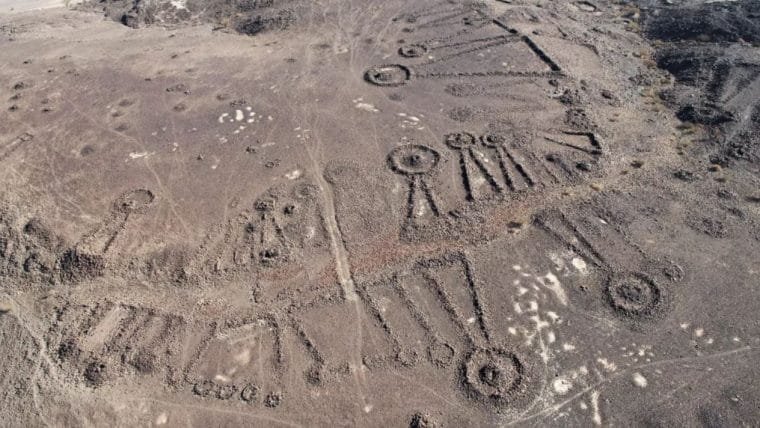 Arqueólogos encontram “avenidas funerárias” de 4,5 mil anos na Arábia Saudita
