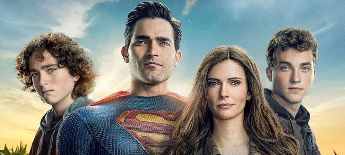 Henry Cavill, o Superman, surge com visual diferente para novo filme