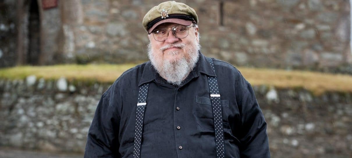 "Como falar com um velho amigo", diz diretor de Elden Ring sobre trabalhar com Martin
