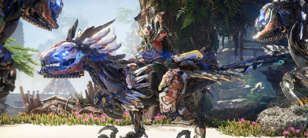 Sony coloca estátua de uma máquina de Horizon Forbidden West em São Paulo