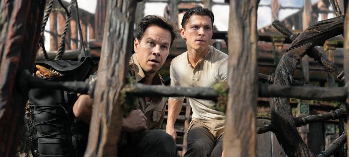 Uncharted': Mark Wahlberg revela figurino de Sully para a adaptação;  Confira! - CinePOP
