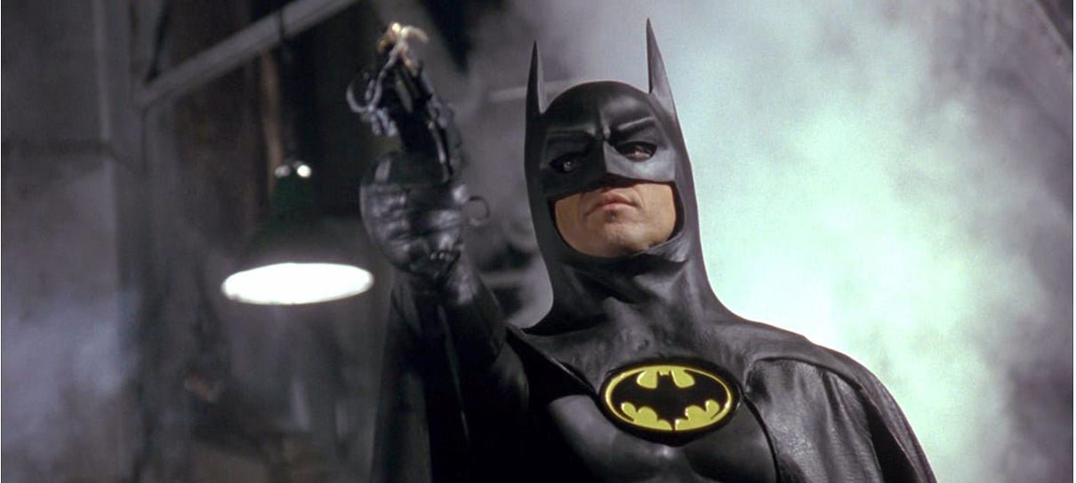 Fotos do set de Batgirl mostram Batman de Michael Keaton e Comissário Gordon em ação