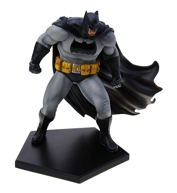 Batman da Iron Studios é um dos itens selecionados das diferenças entre action figure e estatueta do NerdBunker