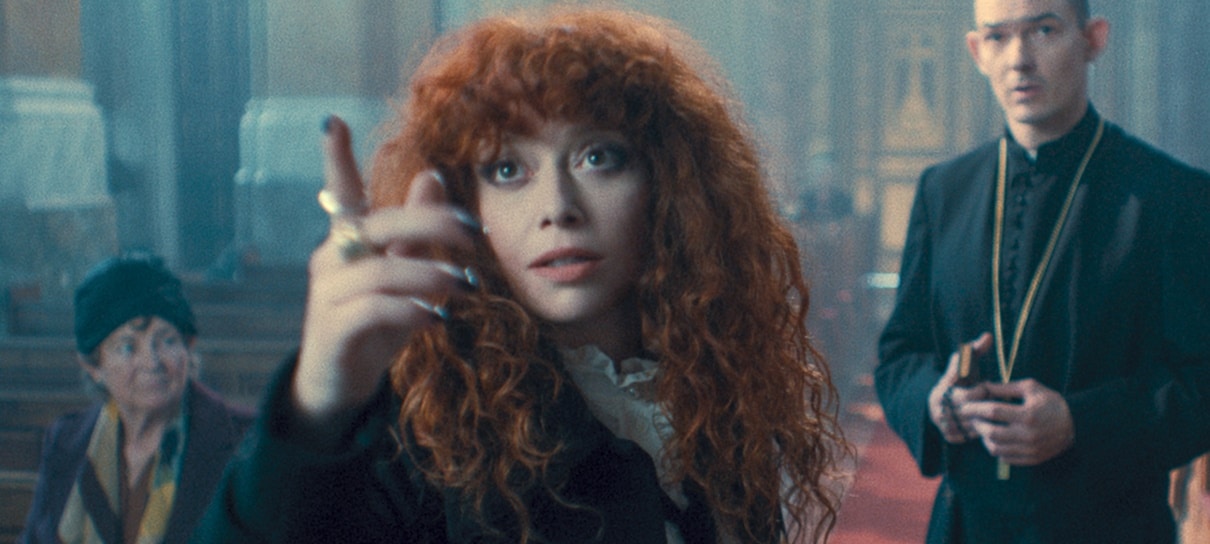 Primeiras imagens da 2ª temporada de Boneca Russa são reveladas