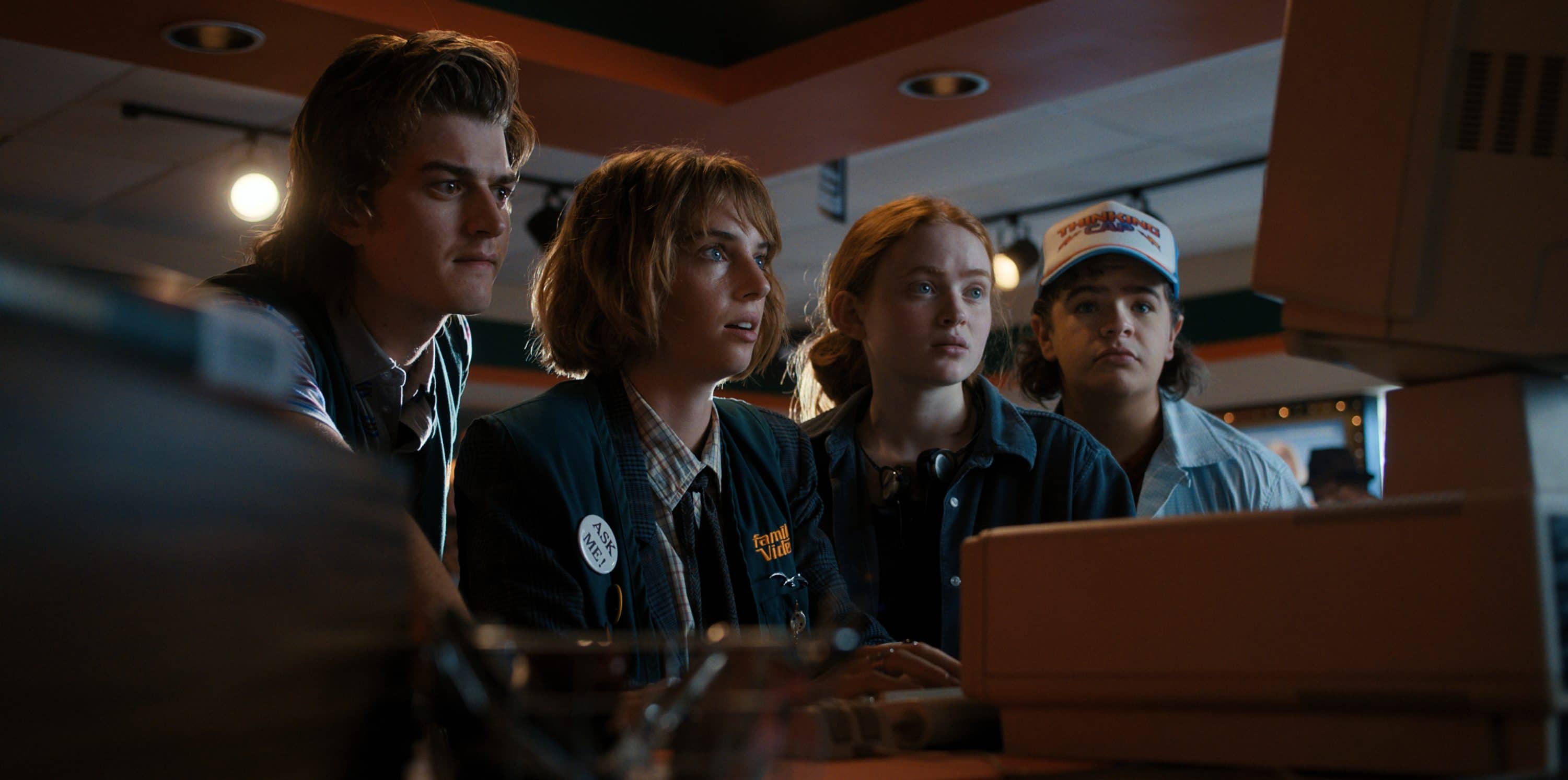 STRANGER THINGS. (L to R) Joe Keery as Steve Harrington, Maya Hawke as Robin Buckley, Sadie Sink as Max Mayfield, and Gaten Matarazzo as Dustin Henderson in STRANGER THINGS. Cr. Courtesy of Netflix  © 2022