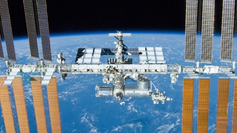 Estação Espacial Internacional será desativada em 2031 e NASA a fará cair na Terra