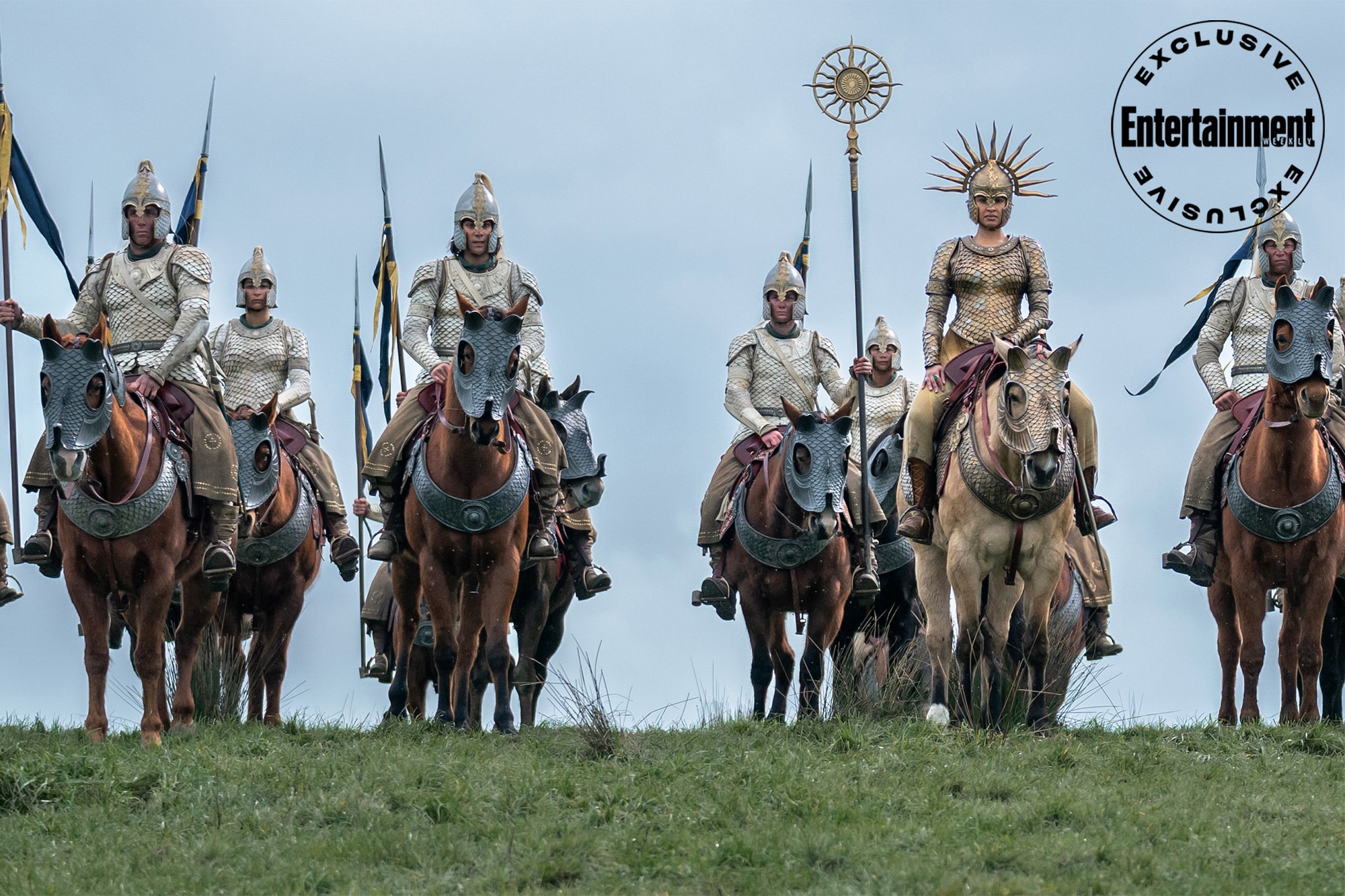 Lord of the Rings, Amazon
Cynthia Addai Robinson with the army