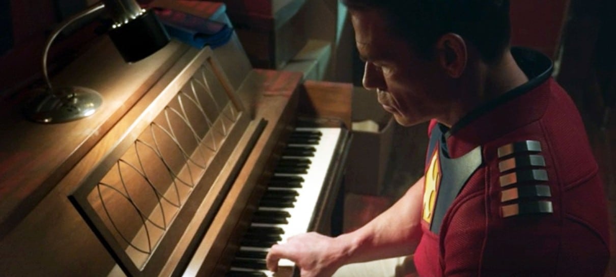 Cena melancólica de Peacemaker foi homenagem a cachorro de James Gunn