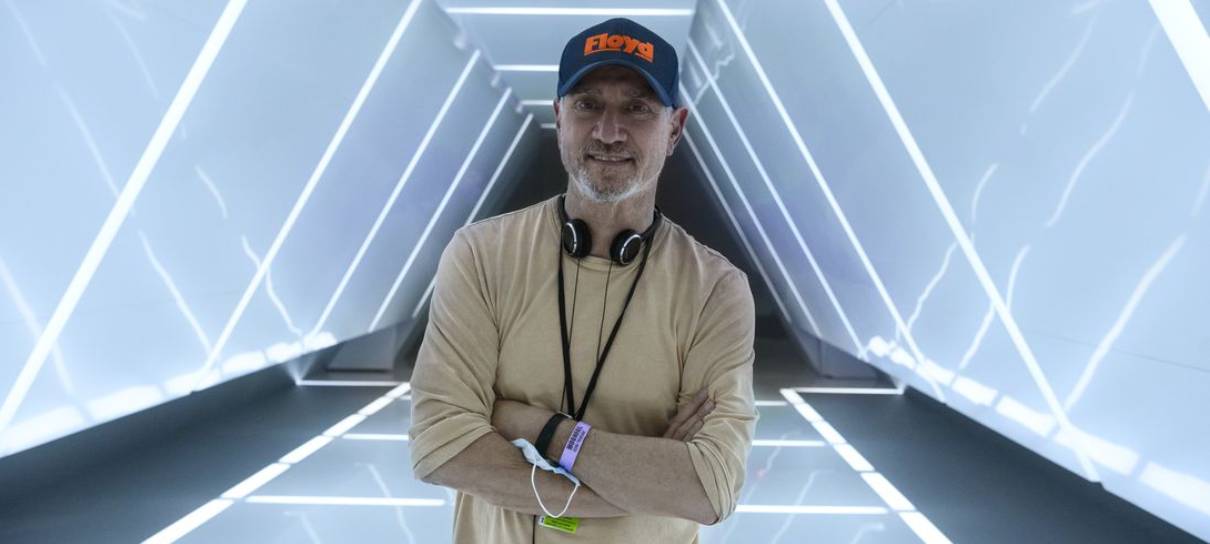 Roland Emmerich diz que Marvel e DC estão “arruinando” a indústria do cinema