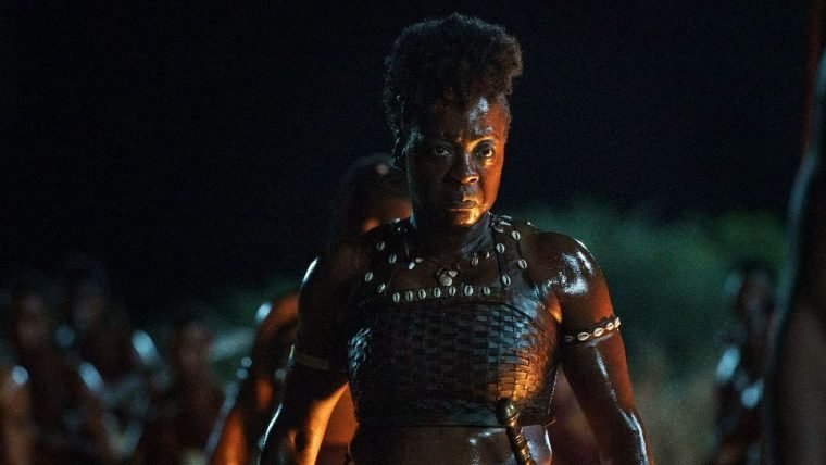 Viola Davis vive guerreira de reino africano em fotos de The Woman King