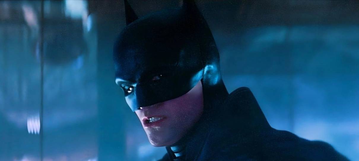 Fã diz que sessão de Batman foi interrompida após morcegos de verdade entrarem no cinema