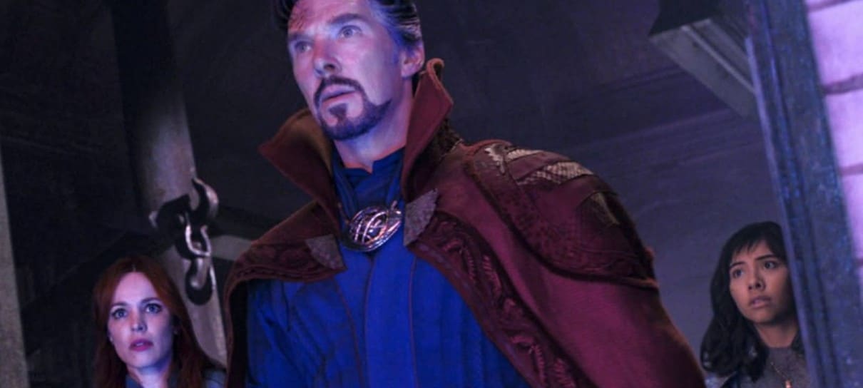 Doutor Estranho 2 será sucesso no nível de Homem-Aranha, diz Benedict Cumberbatch