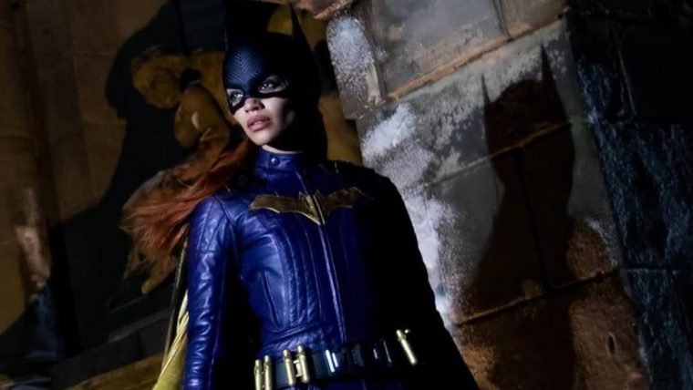 Leslie Grace aparece como Barbara Gordon em novas fotos de Batgirl