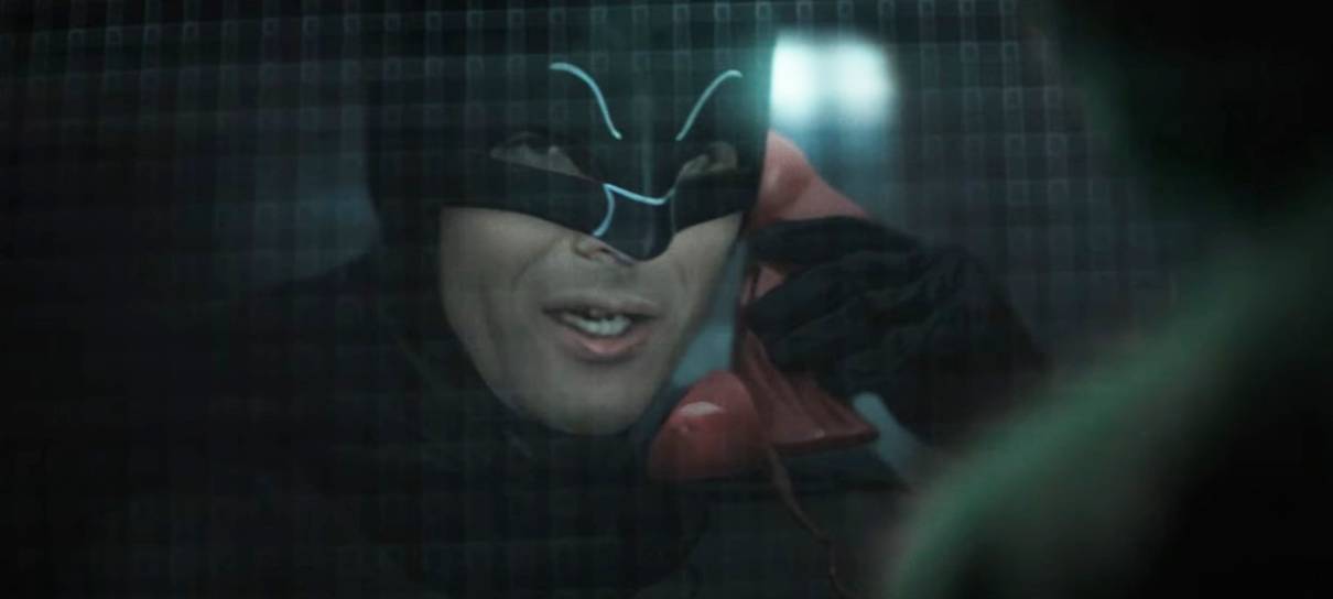 Vídeo divertido substitui Robert Pattinson por Adam West em Batman