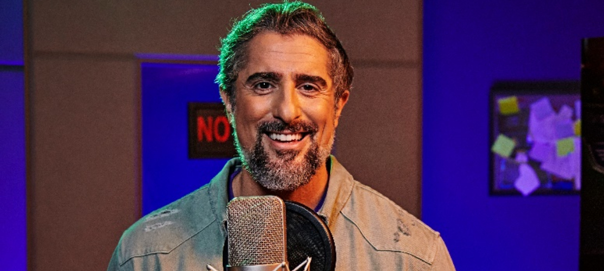 Lightyear terá Marcos Mion como voz brasileira de Buzz