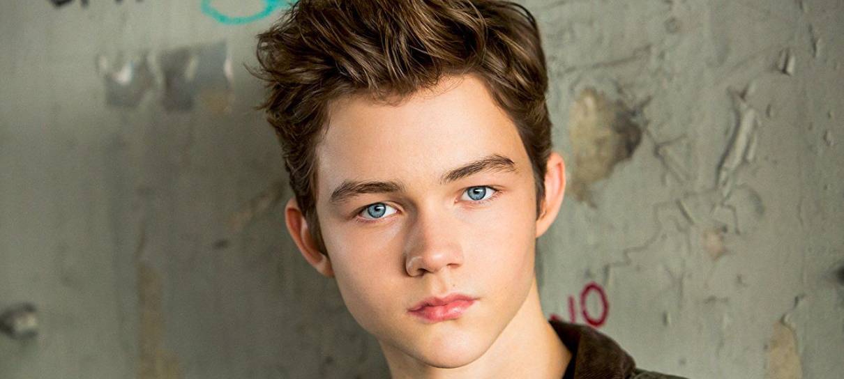 Levi Miller, de Uma Dobra no Tempo, entra para elenco do filme de Kraven, o Caçador