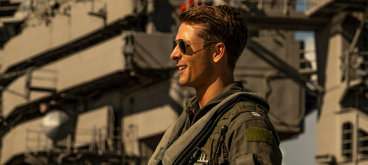 Top Gun: Maverick levou Glen Powell a tirar habilitação para pilotar avião