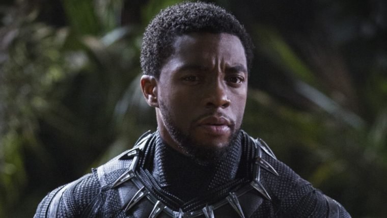 Martin Freeman diz que filmar Pantera Negra 2 sem Chadwick Boseman foi “estranho e triste”