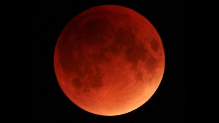 Eclipse lunar total acontecerá em 16 de maio e será visível em todo o Brasil