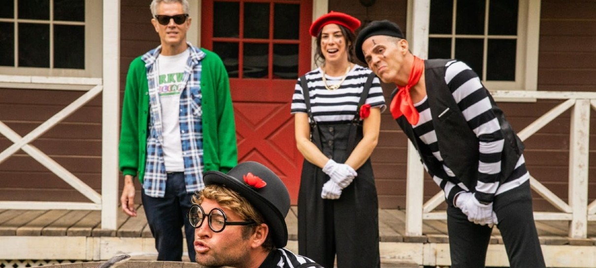 Jackass 4.5 estreia na Netflix com ainda mais loucura