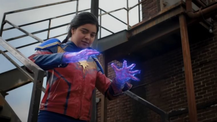 Novo comercial de Ms. Marvel mostra Kamala Khan usando seus poderes