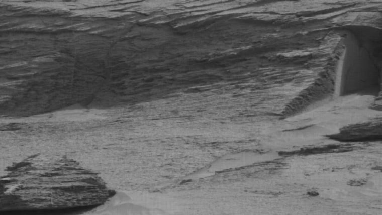 NASA explica foto de “porta” misteriosa em Marte