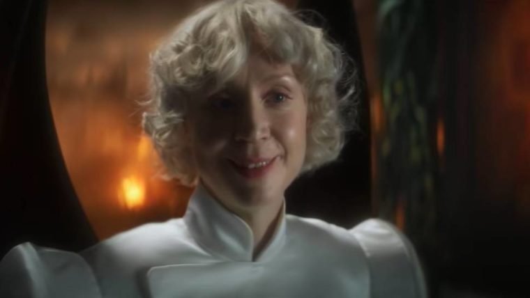Imagem detalha visual de Gwendoline Christie como Lucifer em Sandman