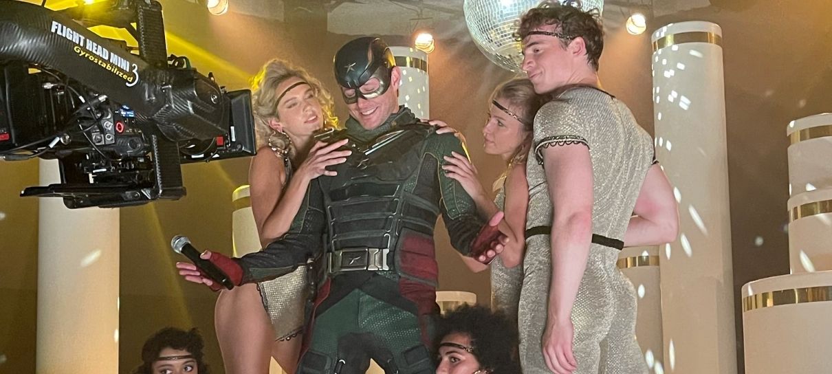 Soldier Boy é um verdadeiro astro em nova foto da temporada 3 de The Boys